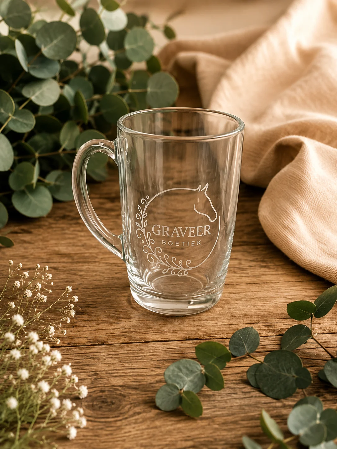Theeglas met tekstlogo